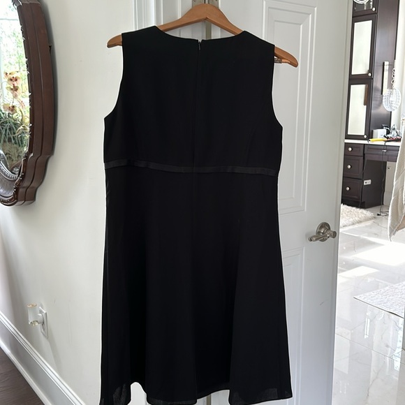 Little Black Dress - Picture 3 of 3